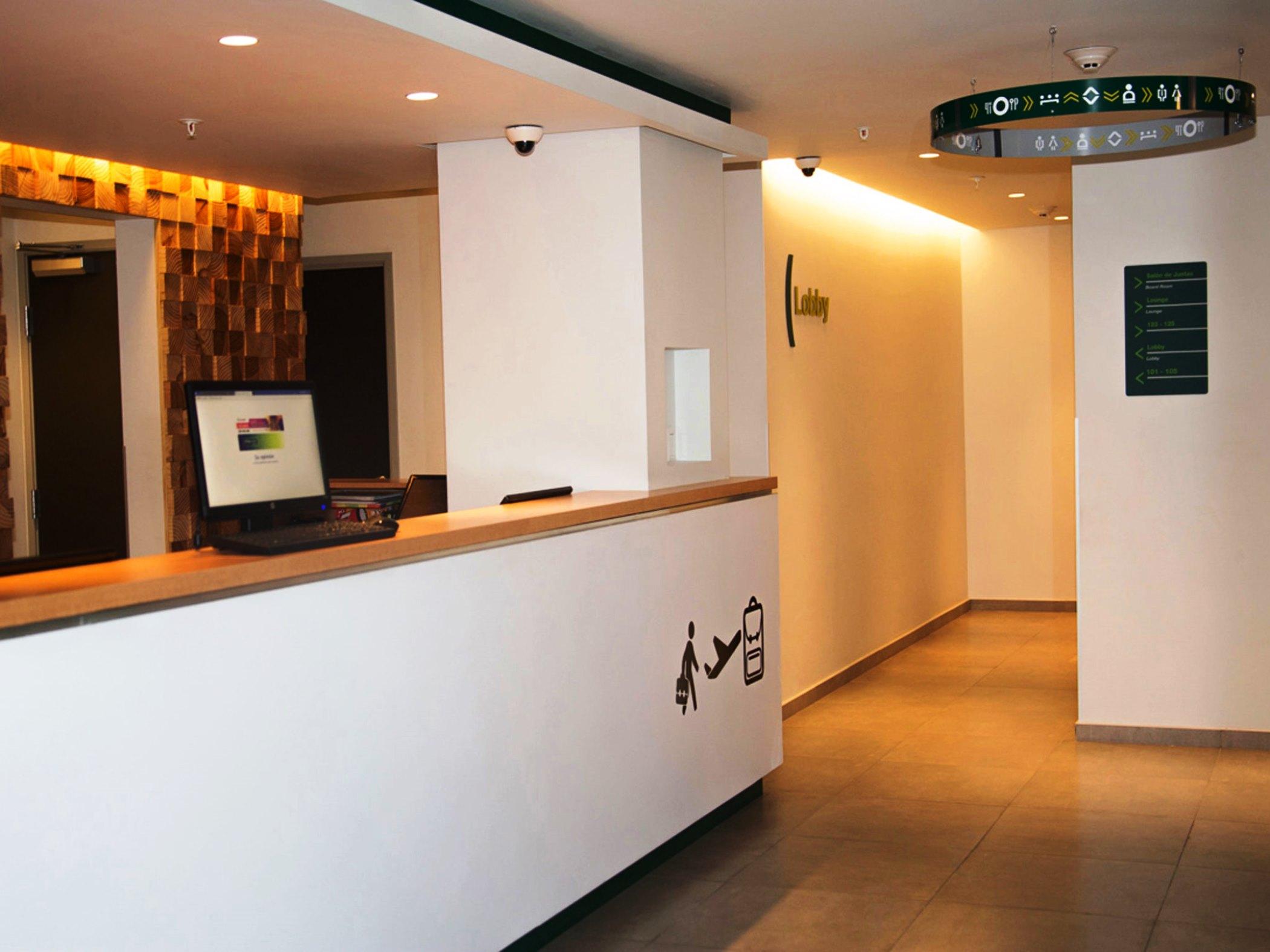 City Express Junior By Marriott Aguascalientes Centro Exteriör bild
