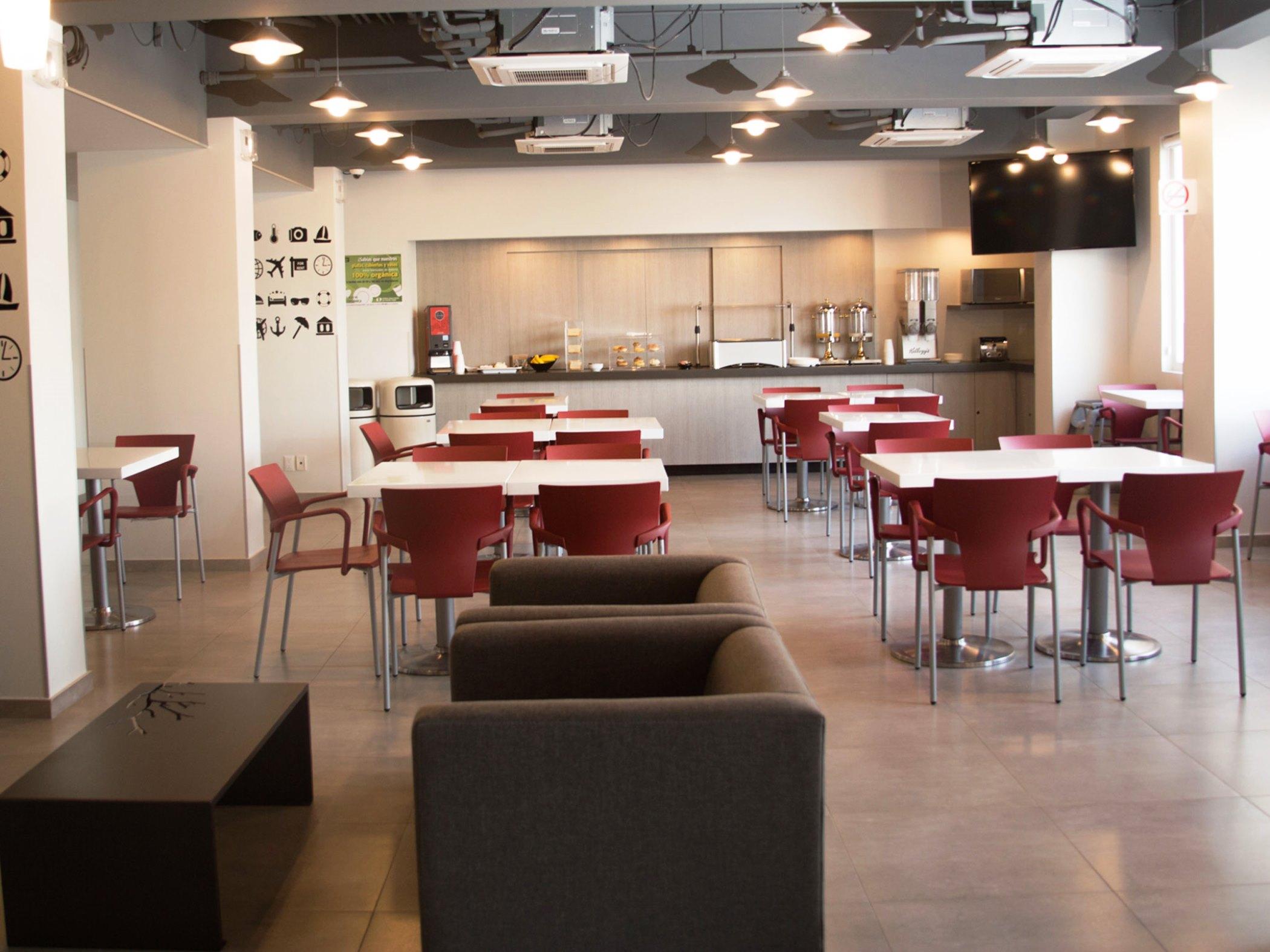City Express Junior By Marriott Aguascalientes Centro Exteriör bild