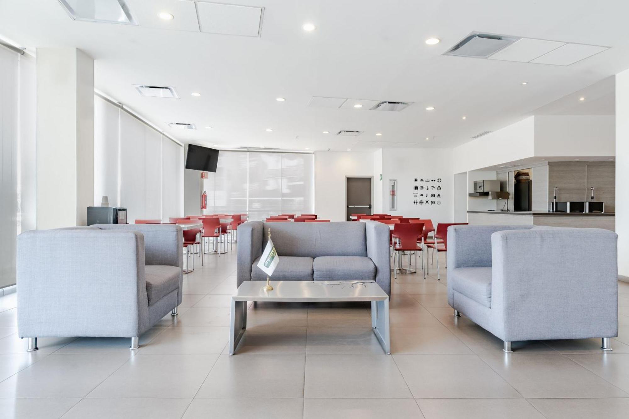 City Express Junior By Marriott Aguascalientes Centro Exteriör bild