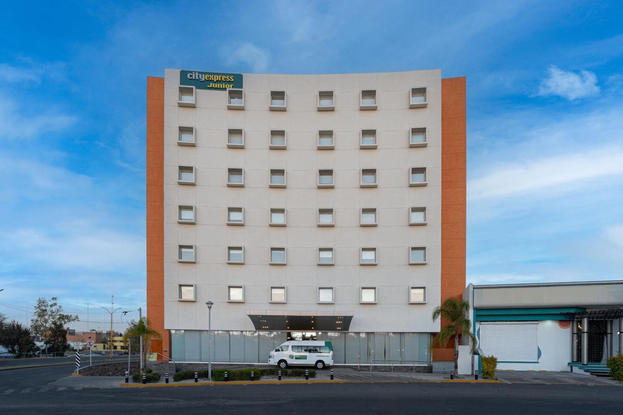 City Express Junior By Marriott Aguascalientes Centro Exteriör bild