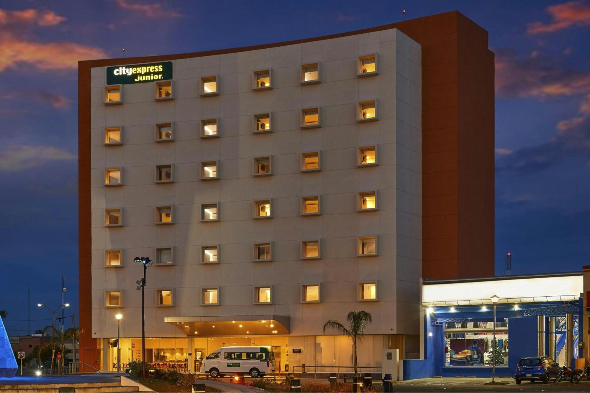 City Express Junior By Marriott Aguascalientes Centro Exteriör bild