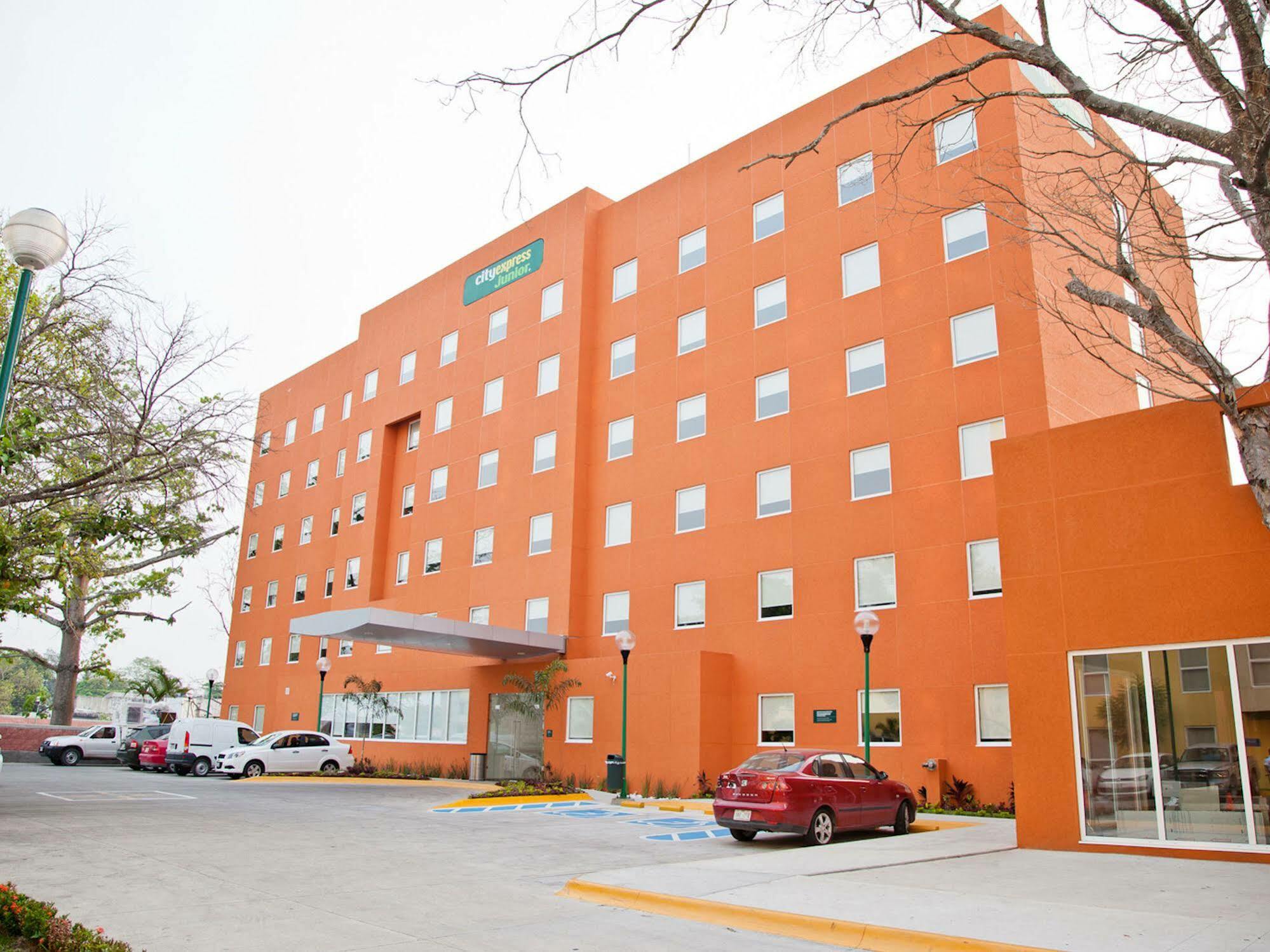 City Express Junior By Marriott Aguascalientes Centro Exteriör bild